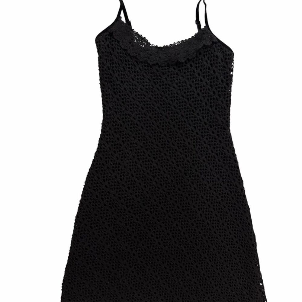 Cynthia Cynthia Steffe black crochet mini dress with lace trim